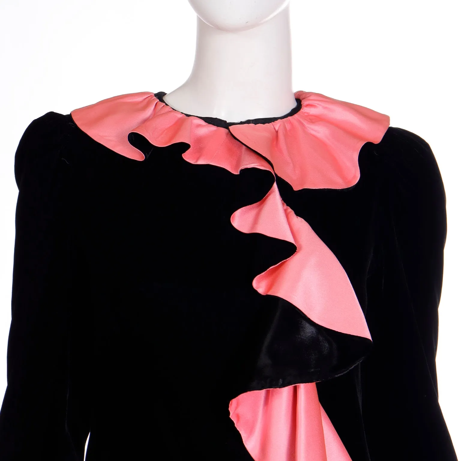 1980s Oscar de la Renta Vintage Black Velvet Dress w Pink Satin Ruffles