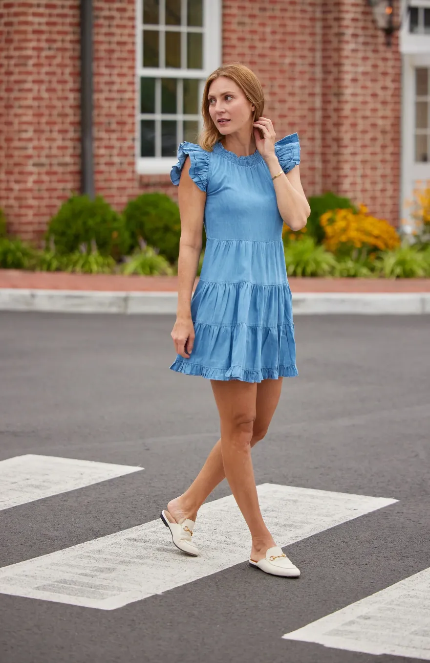 Ws Ruffle Neck Dress Lt. Chambray